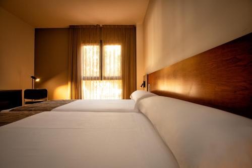 Habitación Triple del hotel Vértice Índalo Almería. Foto 3