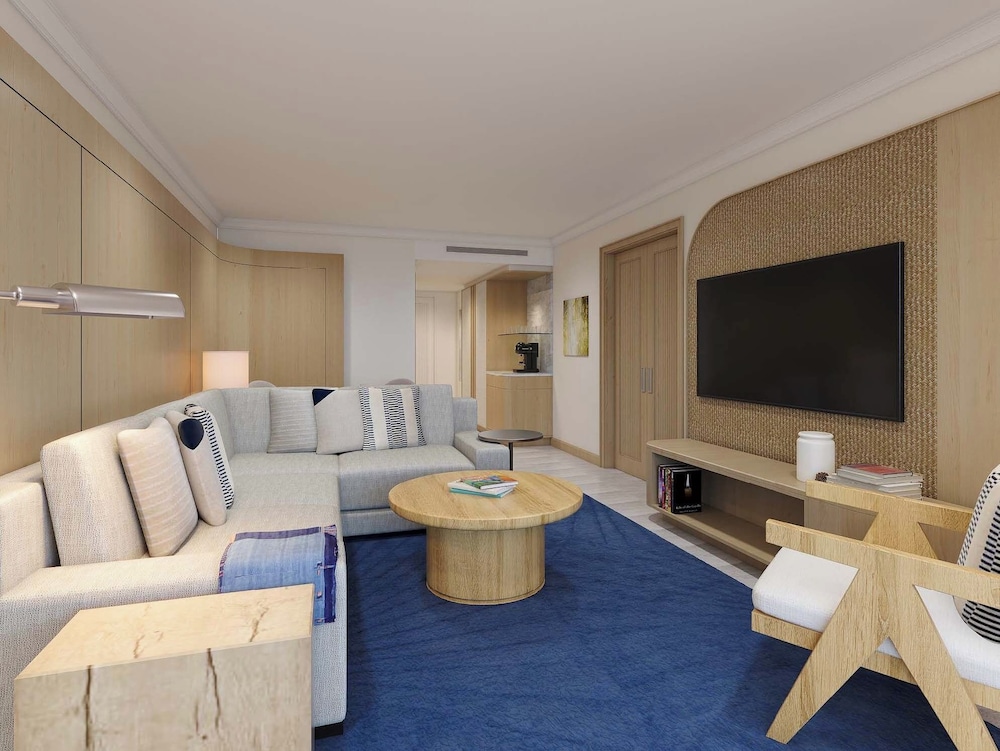FAIRMONT GOLD SIGNATURE SUITE King, Vistas a la bahía, Acceso al Salón Gold, Recién renovada, 690SF 64SM del hotel Hamilton Princess and Beach Club - A Fairmont Managed. Foto 2