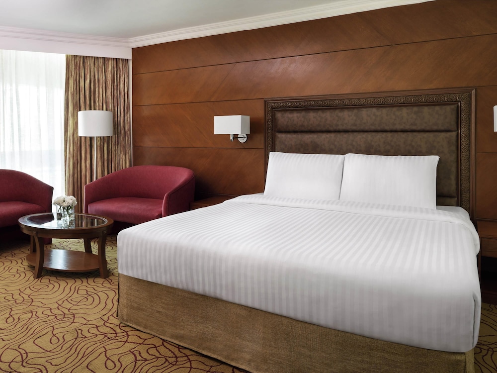Habitación ejecutiva, 1 cama de matrimonio grande del hotel Mövenpick Karachi