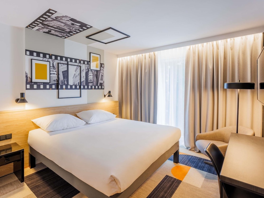 Habitación Superior de nuevo diseño con 1 cama doble del hotel ibis Styles Tallinn