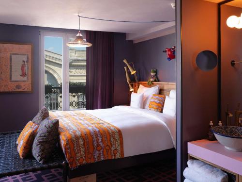 Extra Large Room with Balcony and Paris View del hotel 25hours Hotel Terminus Nord