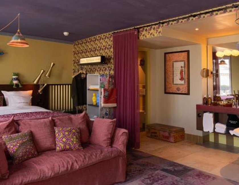 Extra Large Room with Balcony and Paris View del hotel 25hours Hotel Terminus Nord. Foto 4