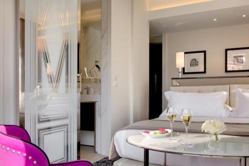 Habitación Doble Deluxe del hotel La Villa Haussmann. Foto 1