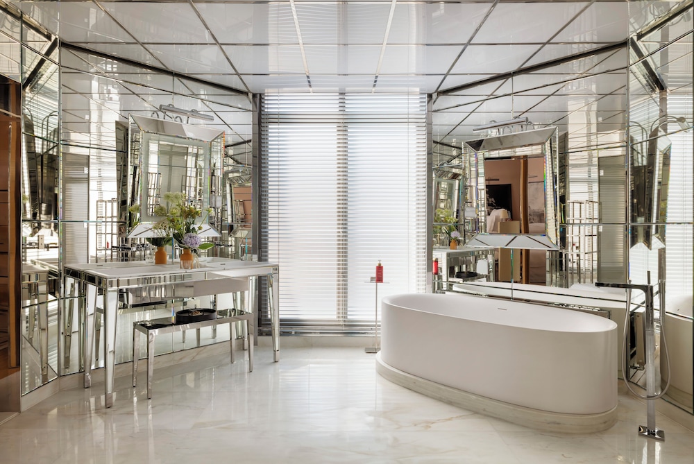 Suite Royal Monceau del hotel Le Royal Monceau - Raffles Paris. Foto 9