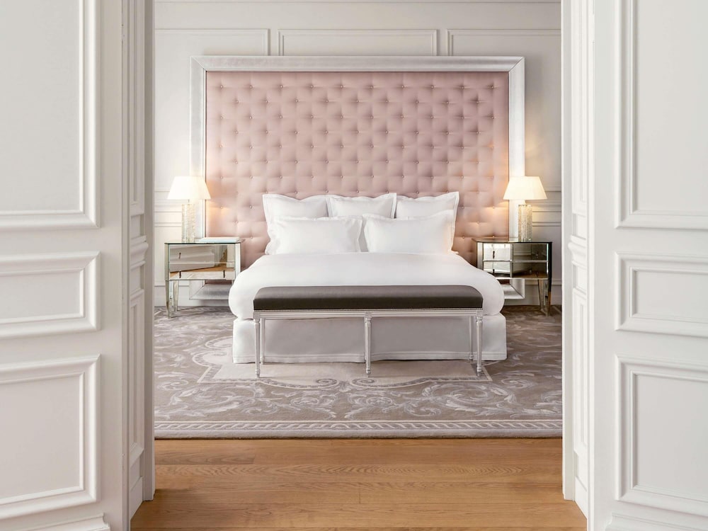 Suite Avenue Presidencial del hotel Le Royal Monceau - Raffles Paris. Foto 9