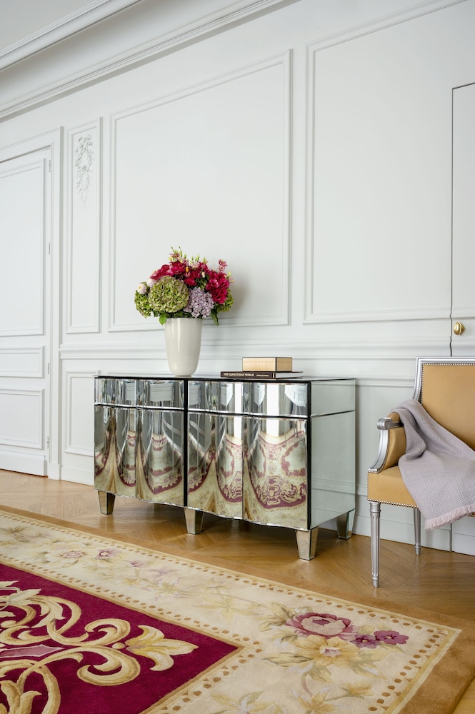 Suite Avenue Presidencial del hotel Le Royal Monceau - Raffles Paris. Foto 12