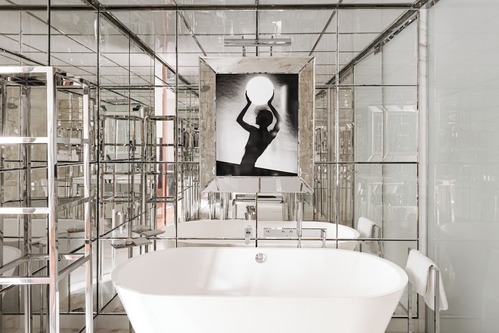 Habitación Executive del hotel Le Royal Monceau - Raffles Paris. Foto 7