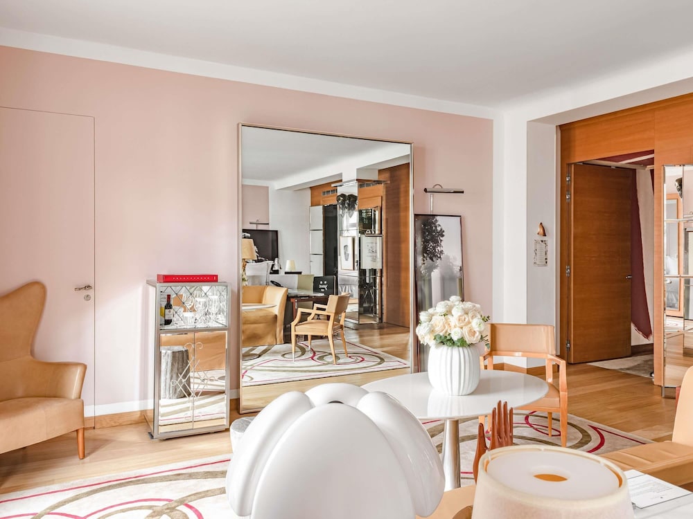 Suite Gallery del hotel Le Royal Monceau - Raffles Paris. Foto 9
