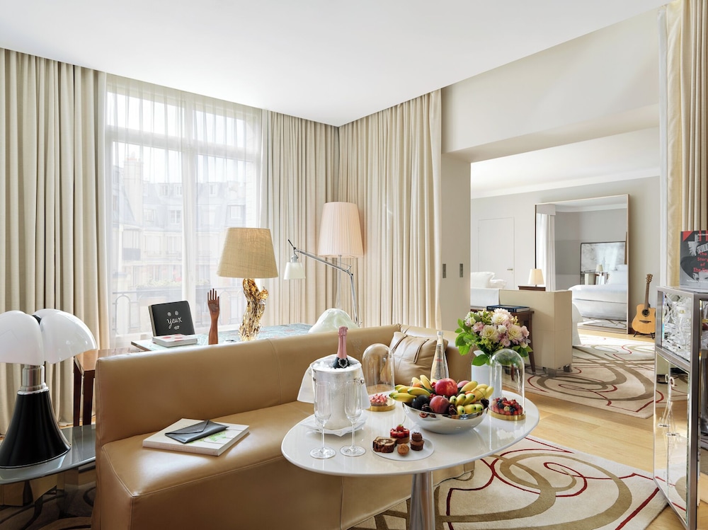 Suite Gallery del hotel Le Royal Monceau - Raffles Paris. Foto 11