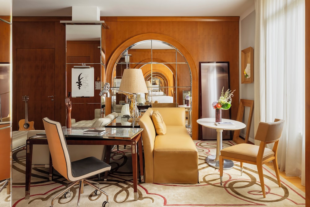 Suite Signature del hotel Le Royal Monceau - Raffles Paris. Foto 4