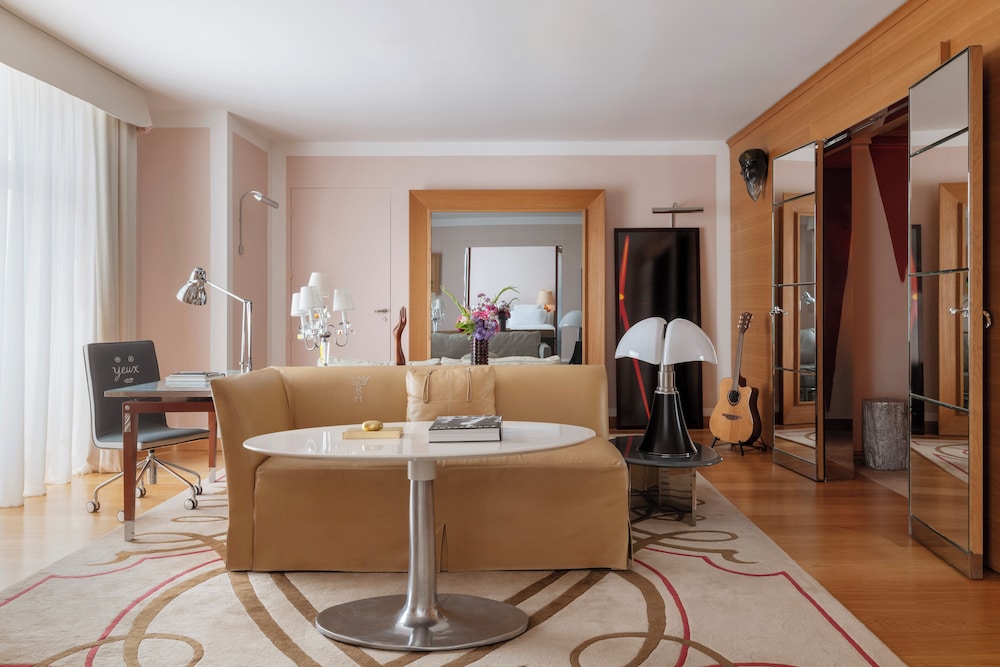 Suite Lifestyle del hotel Le Royal Monceau - Raffles Paris. Foto 1