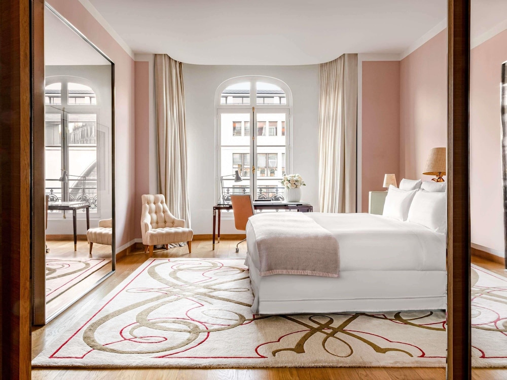 Suite Prestige del hotel Le Royal Monceau - Raffles Paris. Foto 6