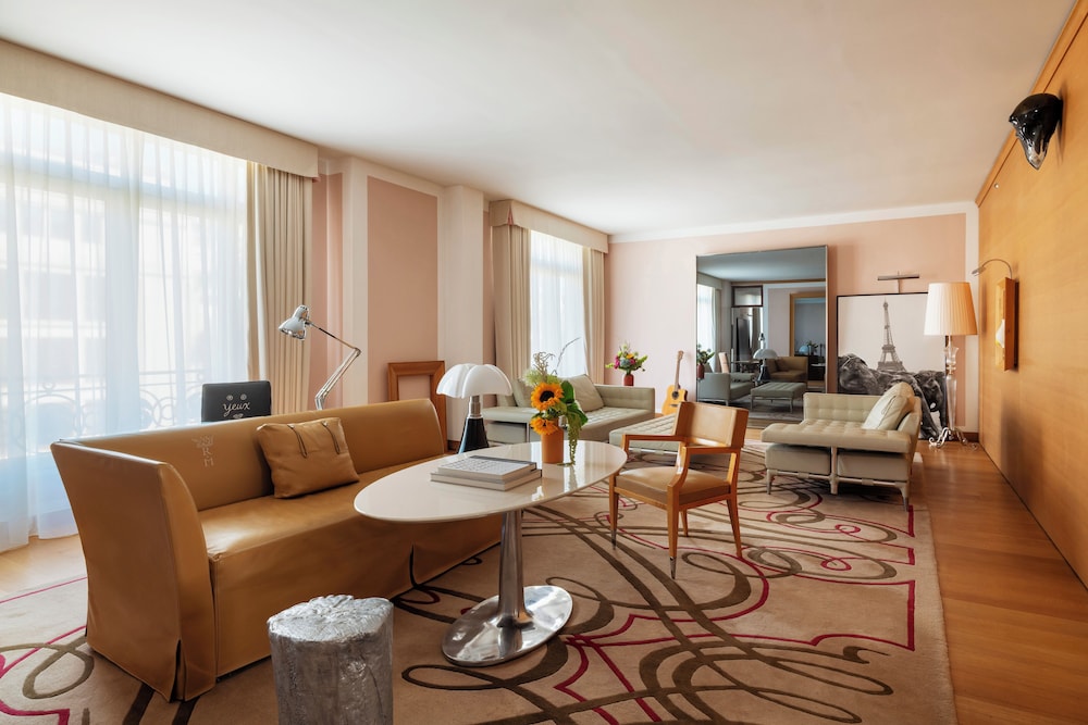 Suite Prestige del hotel Le Royal Monceau - Raffles Paris. Foto 9