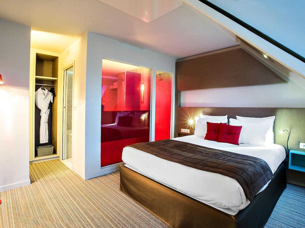 Suite junior, 1 cama de matrimonio del hotel Novotel Les Halles. Foto 7