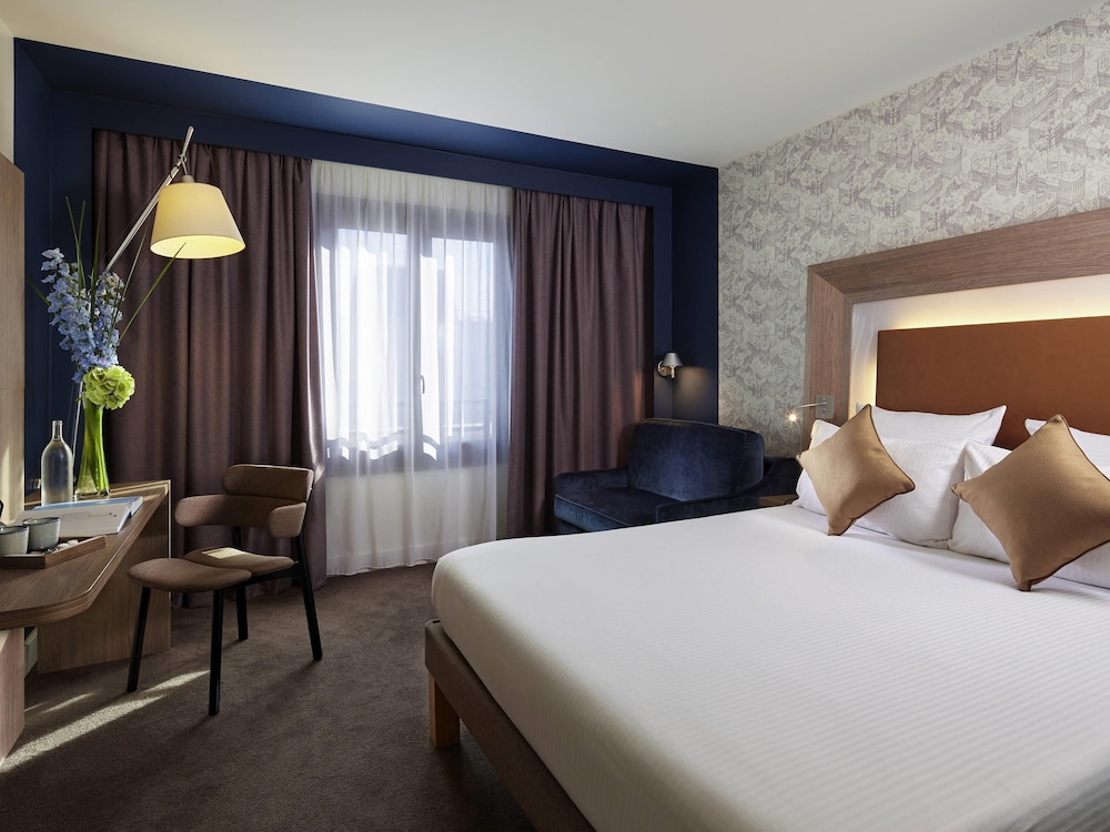 Habitación ejecutiva, 1 cama de matrimonio con sofá cama del hotel Novotel Les Halles. Foto 6