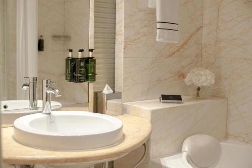 Habitación Experience VIP Supreme del hotel Melia Athens. Foto 11