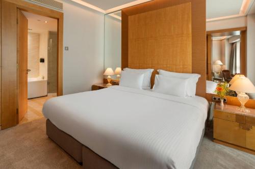 Suite Junior Executive del hotel Melia Athens. Foto 21