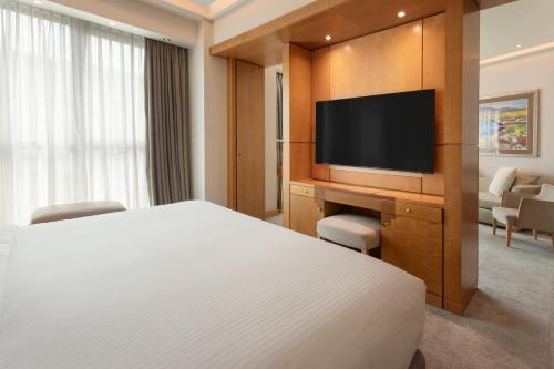 Suite Junior Executive del hotel Melia Athens. Foto 29