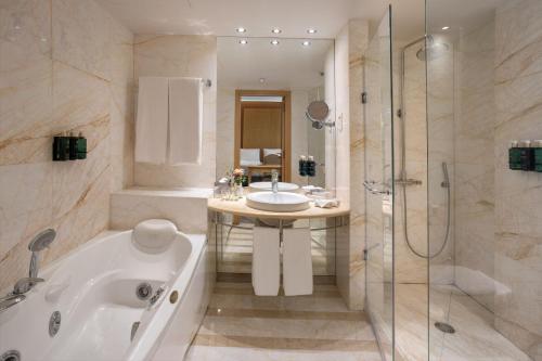 Interconnecting Supreme VIP Room del hotel Melia Athens. Foto 20