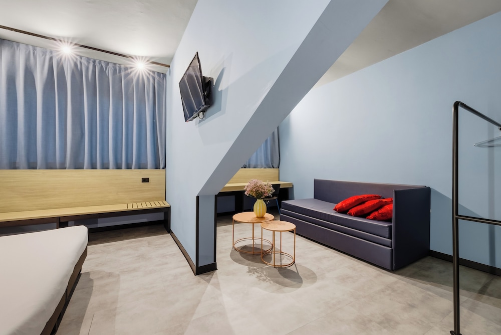 Suite Junior del hotel Ibis Styles Roma Aurelia. Foto 1