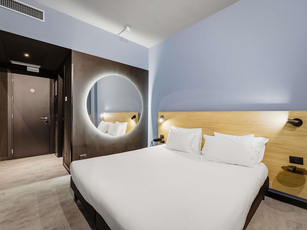 Suite Junior del hotel Ibis Styles Roma Aurelia. Foto 7