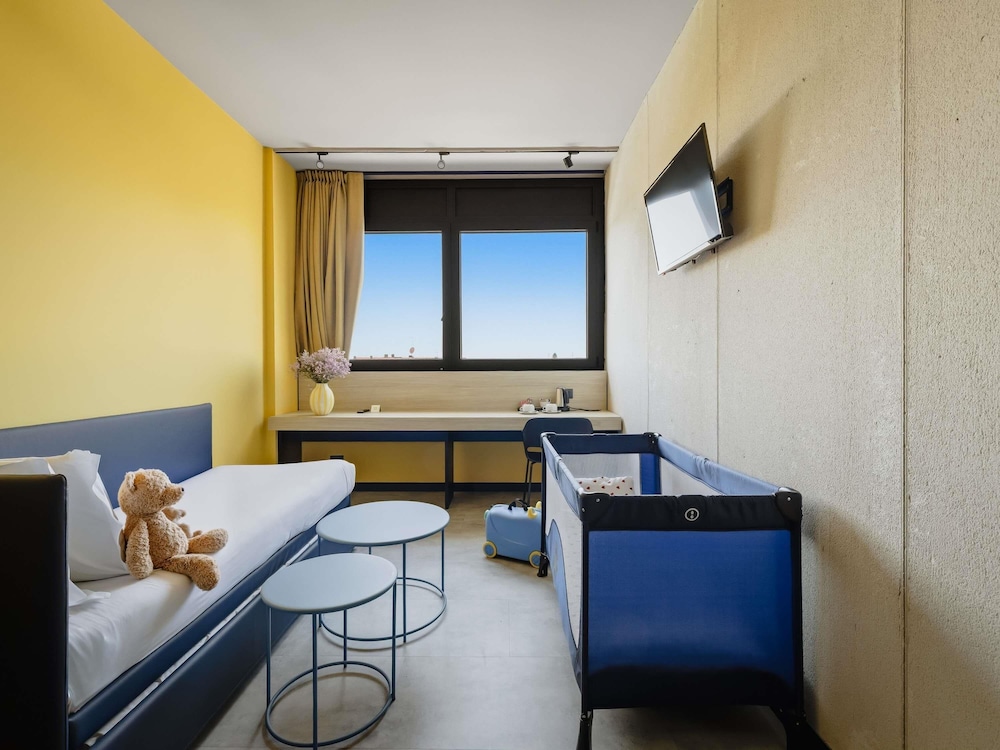 Suite Junior del hotel Ibis Styles Roma Aurelia. Foto 9