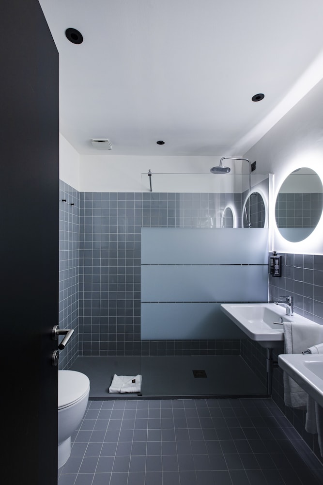 Suite Junior del hotel Ibis Styles Roma Aurelia. Foto 13