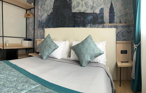 Habitación Doble Superior con Balcón del hotel Graspo De Ua. Foto 4