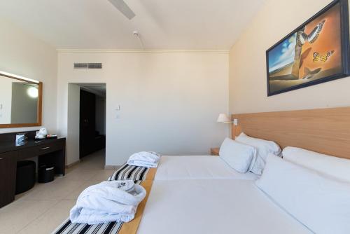 Habitación Doble Económica - 2 camas del hotel The Preluna. Foto 1