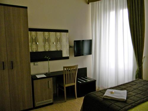 Habitación Doble - 1 o 2 camas del hotel Rome Kings Suite. Foto 19