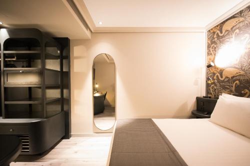 Habitación Doble Estándar - 1 o 2 camas del hotel Silken Saaj Las Palmas. Foto 9