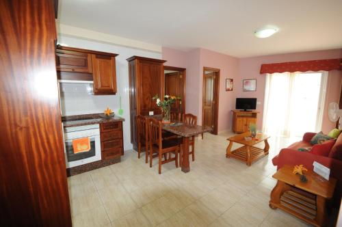 Apartamento de 1 dormitorio con terraza del hotel Edalmar. Foto 13