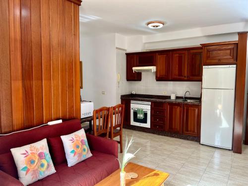 Apartamento Estudio con terraza del hotel Edalmar. Foto 3