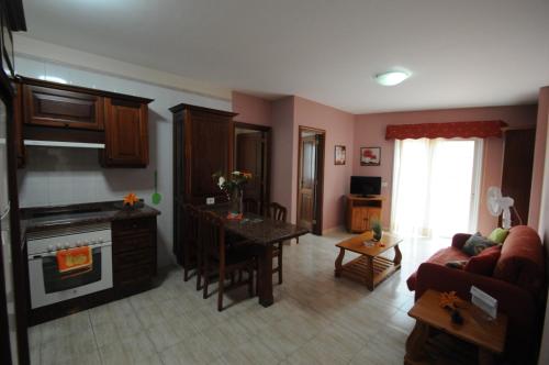 Apartamento de 1 dormitorio con terraza del hotel Edalmar. Foto 14