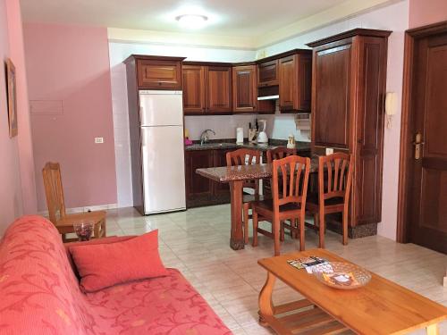 Apartamento de 1 dormitorio con terraza del hotel Edalmar. Foto 20