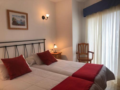 Apartamento de 1 habitación con vistas a la montaña del hotel Edalmar. Foto 1