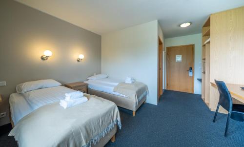 Habitación Doble Estándar - 2 camas del hotel Adventure Geirland. Foto 3