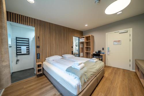 Habitación Doble Superior del hotel Adventure Geirland. Foto 1