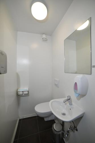 Habitación Doble con baño compartido - 1 o 2 camas del hotel Klausturhof Guesthouse. Foto 2