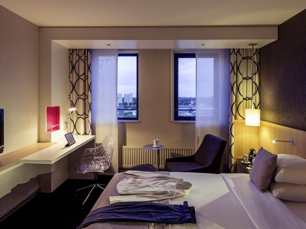 Habitación clásica con 2 camas individuales, 2 camas individuales del hotel Mercure Amsterdam City. Foto 1