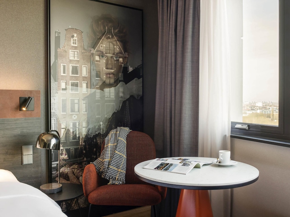 Suite junior, 1 cama doble del hotel Mercure Amsterdam City. Foto 2