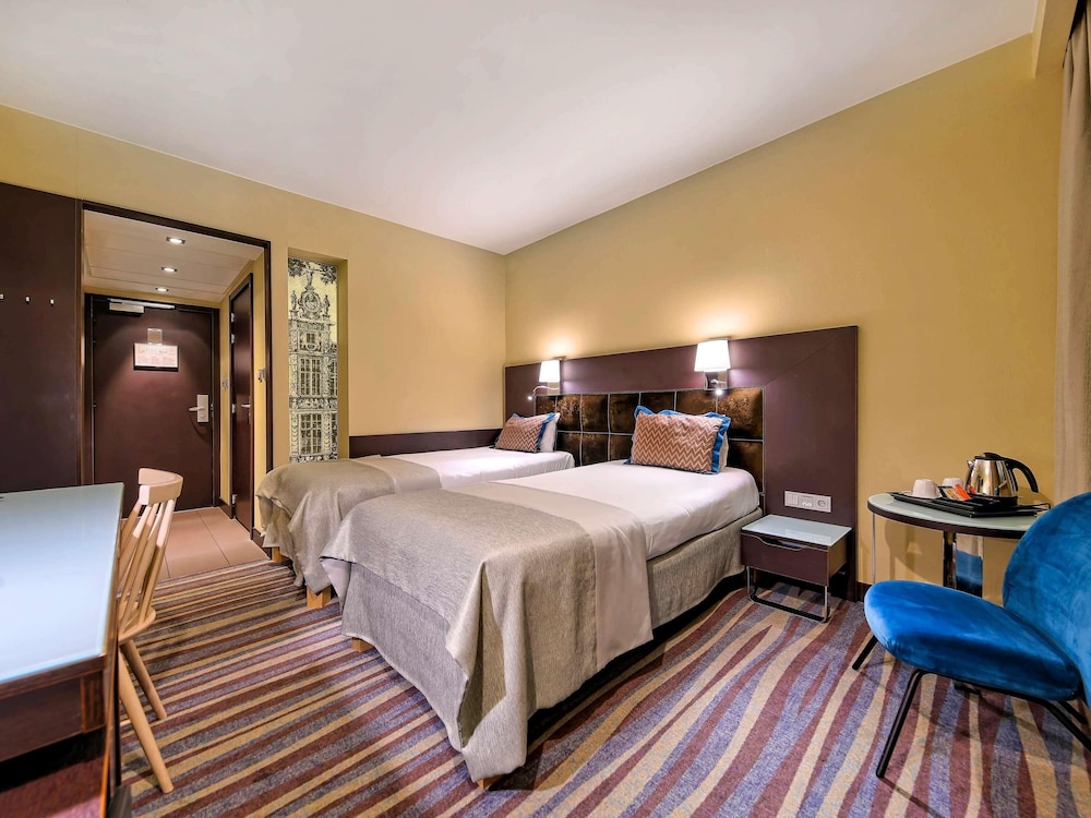 Habitación estándar cómoda con 2 camas individuales del hotel Mercure Gdansk Stare Miasto