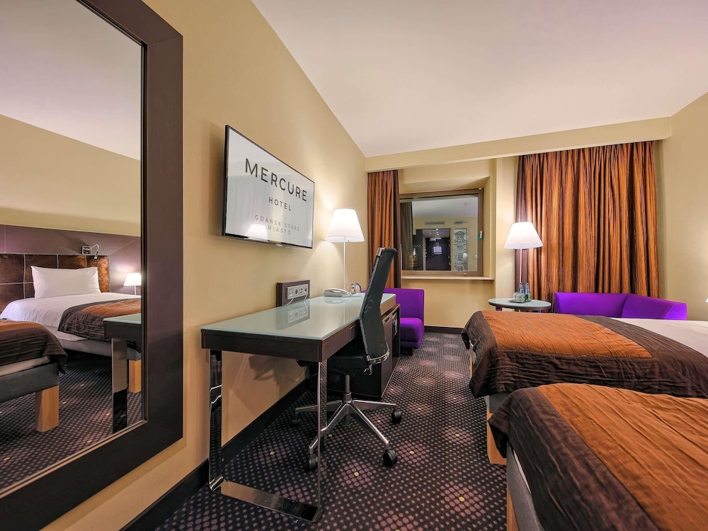 Habitación estándar cómoda con 2 camas individuales del hotel Mercure Gdansk Stare Miasto. Foto 6