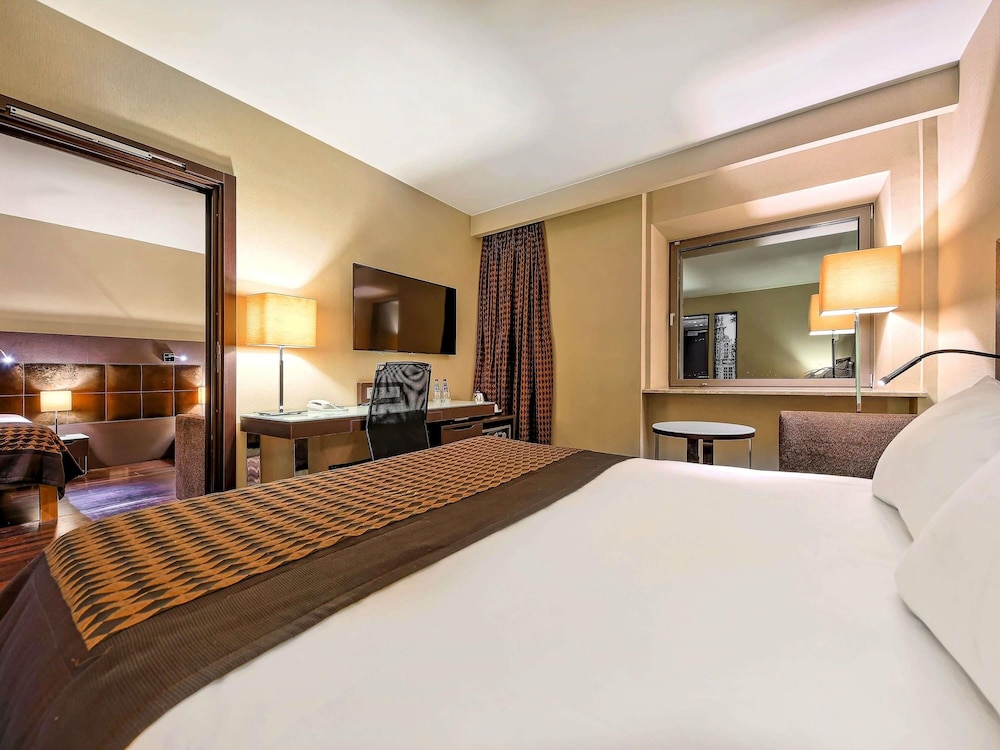Apartamento familiar cómodo de 2 habitaciones con cama queen size y 2 camas individuales del hotel Mercure Gdansk Stare Miasto. Foto 3