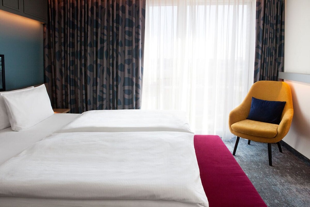 Suite, 1 cama de matrimonio del hotel Holiday Inn Hamburg - Hafencity, An Ihg. Foto 3