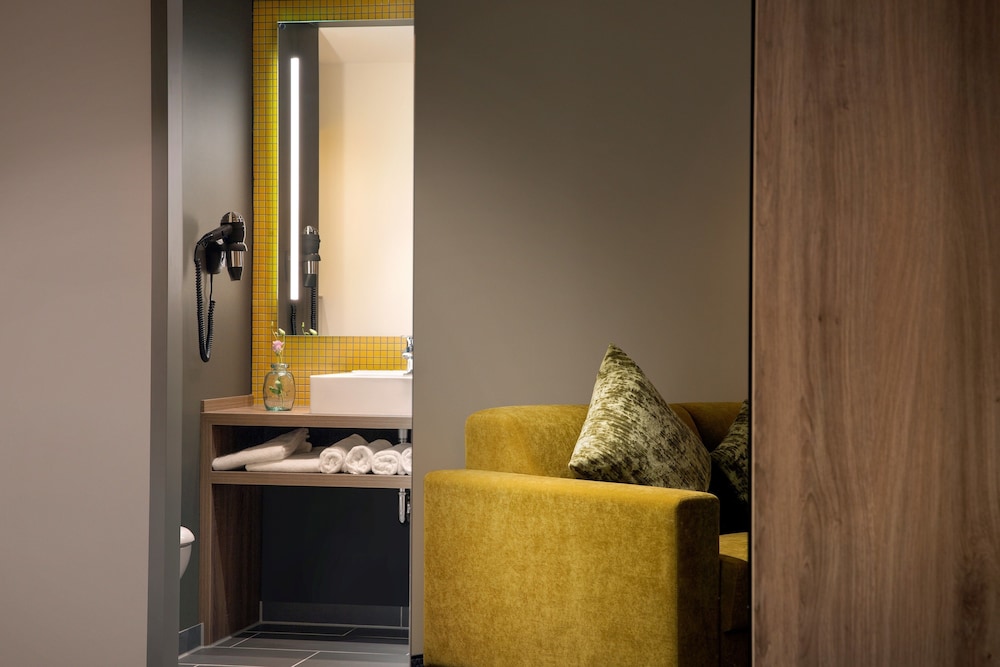 Suite, 1 cama de matrimonio del hotel Holiday Inn Hamburg - Hafencity, An Ihg. Foto 5