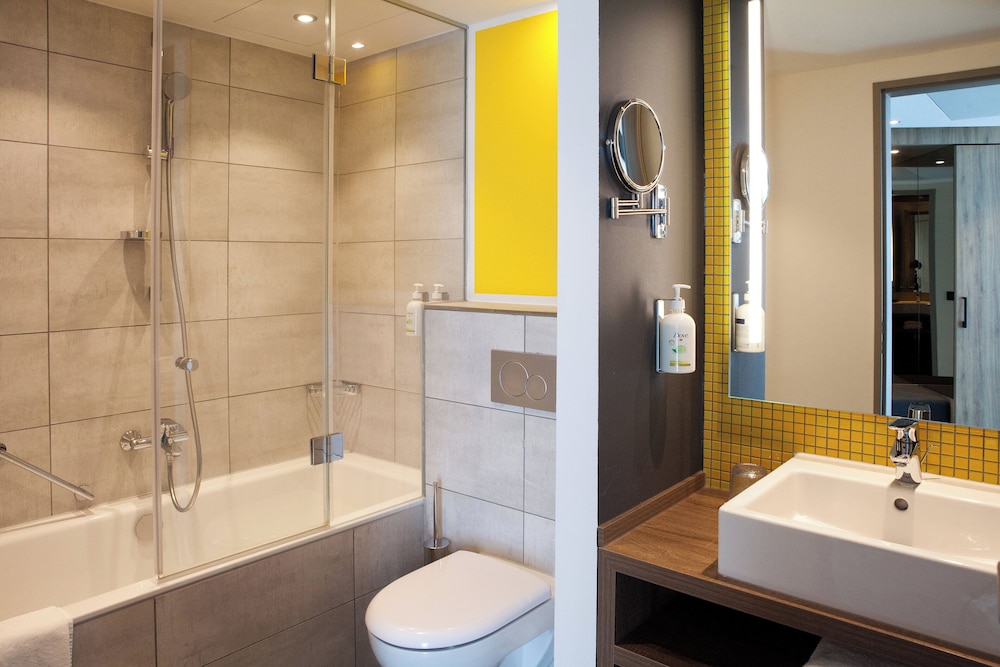 Habitación estándar, 2 camas individuales del hotel Holiday Inn Hamburg - Hafencity, An Ihg. Foto 4