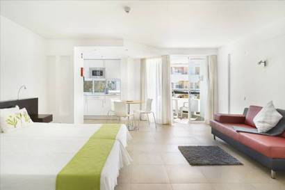 Estudio Superior del hotel Golden Club Cabanas. Foto 6