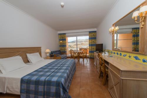Habitación Doble Clásica - 2 camas del hotel Vila Baleira Porto Santo. Foto 1