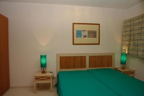 Apartamento de 1 dormitorio con vistas laterales al mar del hotel Vila Baleira Porto Santo. Foto 4